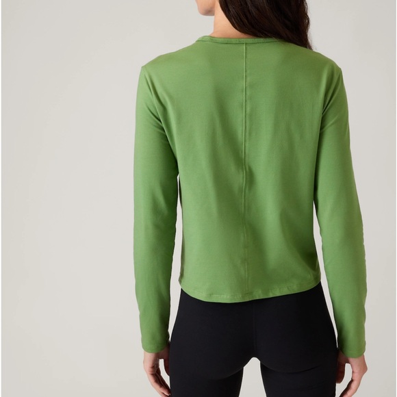 ATHLETA ESSENTIAL TOP - Picture 4 of 10